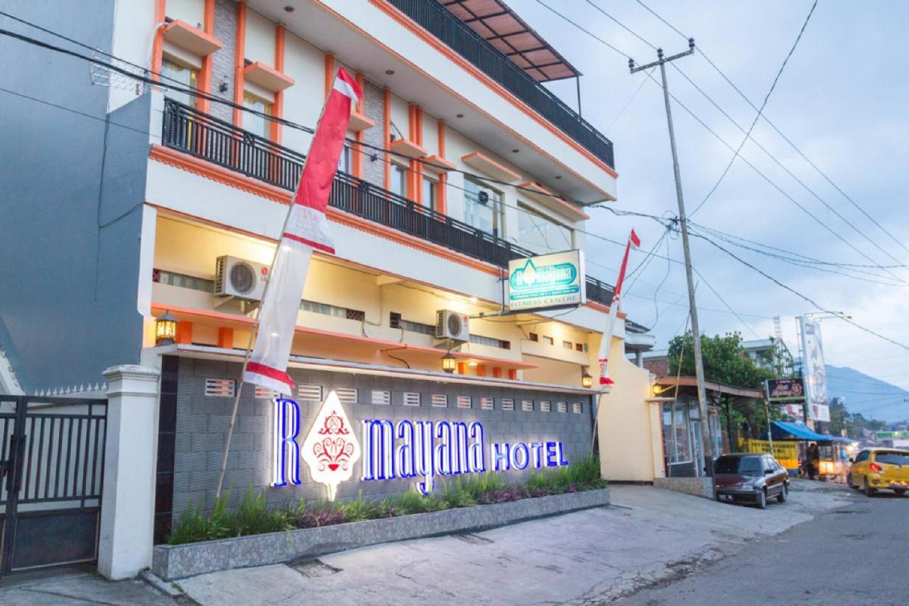 Reddoorz @ Pataruman Garut Esterno foto
